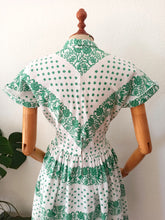 Load image into Gallery viewer, 1940s - Adorable Green White Day Dress - W29 (74cm)