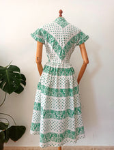 Load image into Gallery viewer, 1940s - Adorable Green White Day Dress - W29 (74cm)