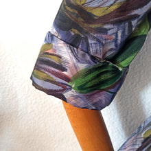 Charger l'image dans la galerie, 1950s - Stunning Abstract Floral Satin Dress - W37 (94cm)