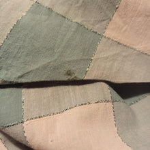 Load image into Gallery viewer, 1940s - Adorable Pink Plaid Puff Sleeves Dress - W27 (68cm)
