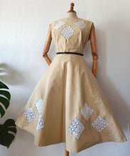 Charger l'image dans la galerie, 1950s - Gorgeous Sand See-Through Dress - W32 (82cm)