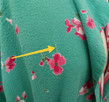 Charger l'image dans la galerie, 1940s 1950s - Stunning Turquoise Floral Housecoat Robe - L/XL