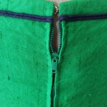 Load image into Gallery viewer, 1960s - Caroline Bal Moro -Bourges, France- Stunning Green Rayon Dress - W27 (68cm)