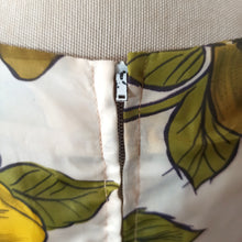 Charger l'image dans la galerie, 1950s - Stunning Autumn Floral Dress - W25 (64cm)