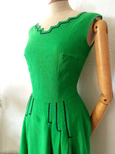 Load image into Gallery viewer, 1960s - Caroline Bal Moro -Bourges, France- Stunning Green Rayon Dress - W27 (68cm)