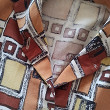 Charger l'image dans la galerie, 1950s - Gorgeous Abstract Rayon Top Blouse - Sz. L/XL