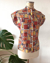Charger l'image dans la galerie, 1950s - Gorgeous Abstract Rayon Top Blouse - Sz. L/XL