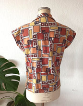Charger l'image dans la galerie, 1950s - Gorgeous Abstract Rayon Top Blouse - Sz. L/XL