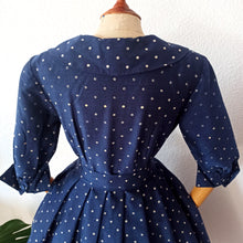 Charger l'image dans la galerie, 1950s - Iconic Dotted French Couture Soft Wool Dress - W27.5 (70cm)