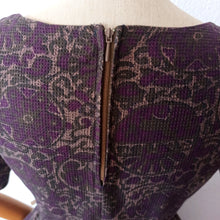 Charger l'image dans la galerie, 1950s 1960s - Autumnal Plum Textured Cotton Dress - W27 (68cm)