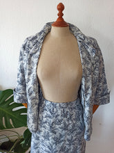 Cargar imagen en el visor de la galería, 1940s - Exquisite Autumn Leaves Print Cotton Suit - W27 (68cm)