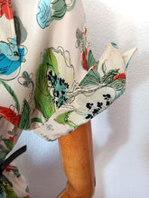 Cargar imagen en el visor de la galería, 1940s - Fabulous Cold Rayon Dress - W27.5 (70cm)