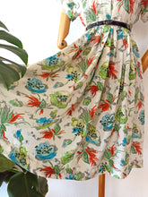 Cargar imagen en el visor de la galería, 1940s - Fabulous Cold Rayon Dress - W27.5 (70cm)