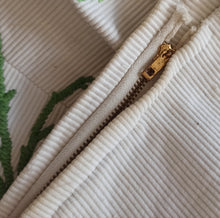 Charger l'image dans la galerie, 1950s - Fabulous Petite Roses Embroidery Dress - W24 (62cm)