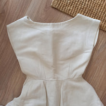 Charger l'image dans la galerie, 1950s - Fabulous Petite Roses Embroidery Dress - W24 (62cm)