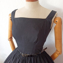 Charger l'image dans la galerie, 1950s - Gorgeous Black Cotton Dress - W25 (64cm)