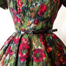 Charger l'image dans la galerie, 1950s - Stunning Autumnal Poppies Garden Dress - W27 (68cm)