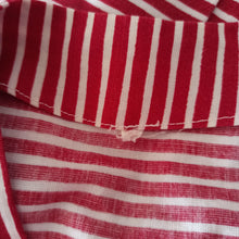 Cargar imagen en el visor de la galería, 1940s 1950s - Lovely Red Stripes Cotton Dress  - W27.5 (70cm)