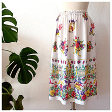 Load image into Gallery viewer, 1940s - Birds & Dancers Novelty Print Rayon Skirt - W26 to 35 (66 to 90cm)