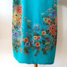 Laden Sie das Bild in den Galerie-Viewer, VTG - Exquisite Pure Silk Japanese Hairo Kimono