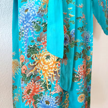 Laden Sie das Bild in den Galerie-Viewer, VTG - Exquisite Pure Silk Japanese Hairo Kimono