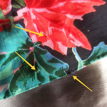 Charger l'image dans la galerie, 1950s - Stunning Black Autumn Leaves Couture Dress - W24 (60cm)