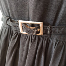 Charger l'image dans la galerie, 1940s - Stunning Buckle Back Rayon Crepe Dress - W28 (72cm)