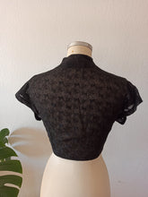 Cargar imagen en el visor de la galería, 1940s - Like New! - Delicious Embroidery Sheer Top - W28 (70cm)