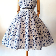 Charger l'image dans la galerie, 1950s - Stunning Abstract Dots Dress - W29 (74cm)