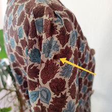 Cargar imagen en el visor de la galería, 1940s - Exquisite Peplum Ceramic Buttons Rayon Dress - W28.5 (72cm)