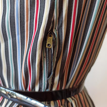 Charger l'image dans la galerie, 1950s - Adorable Rainbow Stripes Cotton Dress - W31 (78cm)