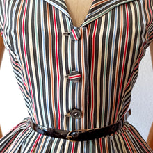 Charger l'image dans la galerie, 1950s - Adorable Rainbow Stripes Cotton Dress - W31 (78cm)