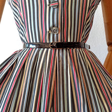 Charger l'image dans la galerie, 1950s - Adorable Rainbow Stripes Cotton Dress - W31 (78cm)