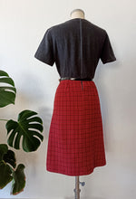 Charger l'image dans la galerie, 1960s - Gorgeous Houndstooth Wool Dress - W31 (78cm)