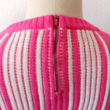 Charger l'image dans la galerie, 1950s 1960s - JF, United Kingdom - Adorable Pink Striped Wool Sweater