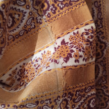 Charger l'image dans la galerie, 1950s 1960s - Gorgeous Autumnal Floral Print Cotton Dress - W25 (64cm)