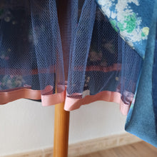 Cargar imagen en el visor de la galería, 1940s - R&K Originals, USA - Exquisite Floral Silk Crepe Dress - W25 (64cm)