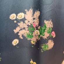 Cargar imagen en el visor de la galería, 1940s - R&K Originals, USA - Exquisite Floral Silk Crepe Dress - W25 (64cm)