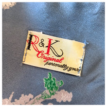 Cargar imagen en el visor de la galería, 1940s - R&K Originals, USA - Exquisite Floral Silk Crepe Dress - W25 (64cm)