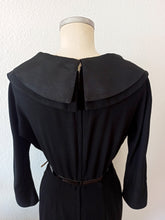 Charger l'image dans la galerie, 1950s - ILGWU, USA - Stunning Black Wool Dress - W28 (72cm)