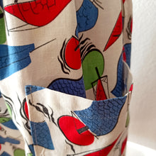 Charger l'image dans la galerie, 1940s 1950s - Adorable Toy Boats Novelty Print Skirt - W28 (70cm)