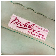 Cargar imagen en el visor de la galería, 1940s - Mabel, Paris - Exquisite Apple Green Soft Taffeta Blouse - W31 (80cm)