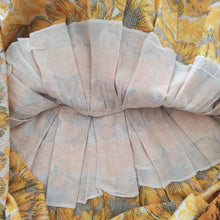 Charger l'image dans la galerie, 1950s - ASTOR, France - Spectacular Roses Floral Print Dress - W28.5 (72cm)