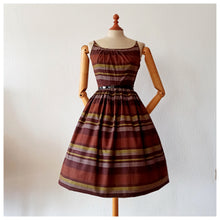 Load image into Gallery viewer, 1950s - Gorgeous Autmnal Colors Cotton Dress - W24 (62cm)