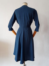 Cargar imagen en el visor de la galería, 1940s - Gorgeous Blue Gabardine Wool Dress - W28 (70cm)