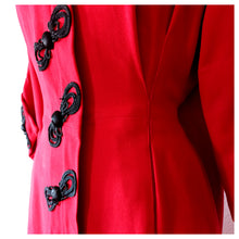 Cargar imagen en el visor de la galería, 1940s - Outstanding French Siren Wool Opera Coat - W31 (80cm)