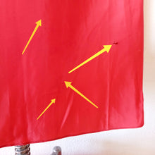 Charger l'image dans la galerie, 1940s 1950s - Richard Grossmark, London - Stunning Rouge Soft Taffeta Dress - W25 (64cm)