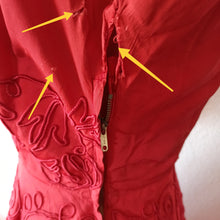 Charger l'image dans la galerie, 1940s 1950s - Richard Grossmark, London - Stunning Rouge Soft Taffeta Dress - W25 (64cm)