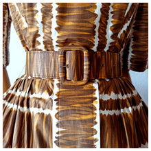Charger l'image dans la galerie, 1950s - Stunning Massive Buttons Cotton Dress - W30 (76cm)