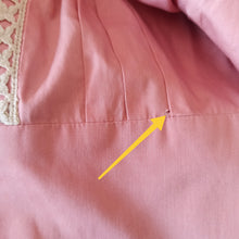 Carica l'immagine nel visualizzatore di Gallery, 1940s - Exquisite Antique Pink Peplum Cotton Suit - W27 (70cm)